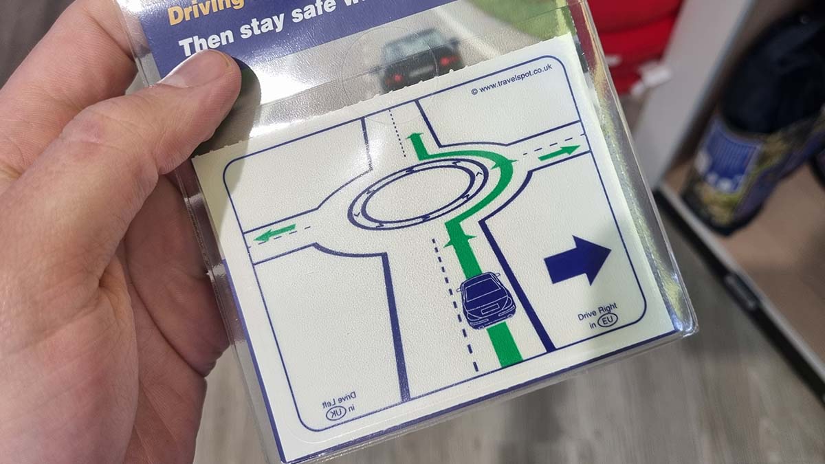 A reminder sticker for driving on the right